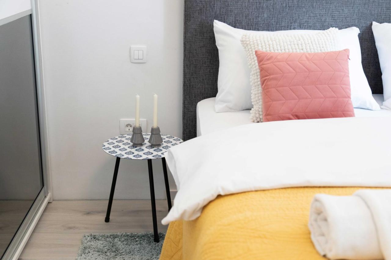 Appartement Design Triplex In The City Center With A Balcony à Zagreb Extérieur photo