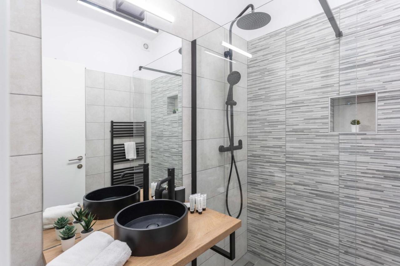 Appartement Design Triplex In The City Center With A Balcony à Zagreb Extérieur photo
