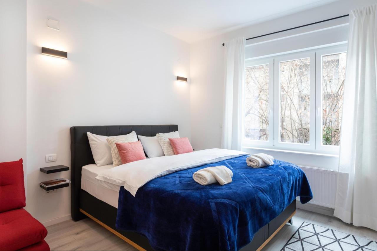 Appartement Design Triplex In The City Center With A Balcony à Zagreb Extérieur photo