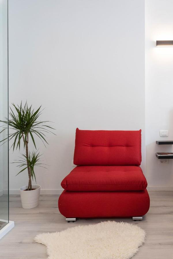 Appartement Design Triplex In The City Center With A Balcony à Zagreb Extérieur photo